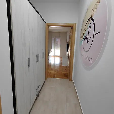Apartment Marina
